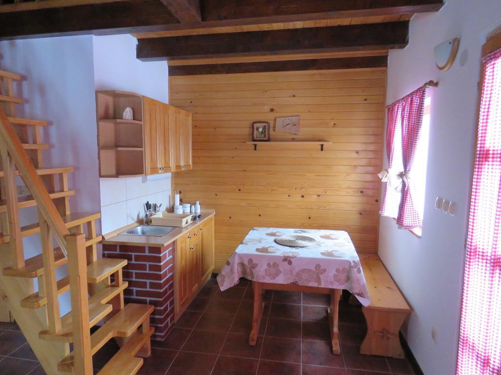 Guesthouse Stefanac Otočac Dış mekan fotoğraf