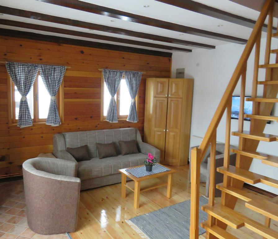 Guesthouse Stefanac Otočac Dış mekan fotoğraf
