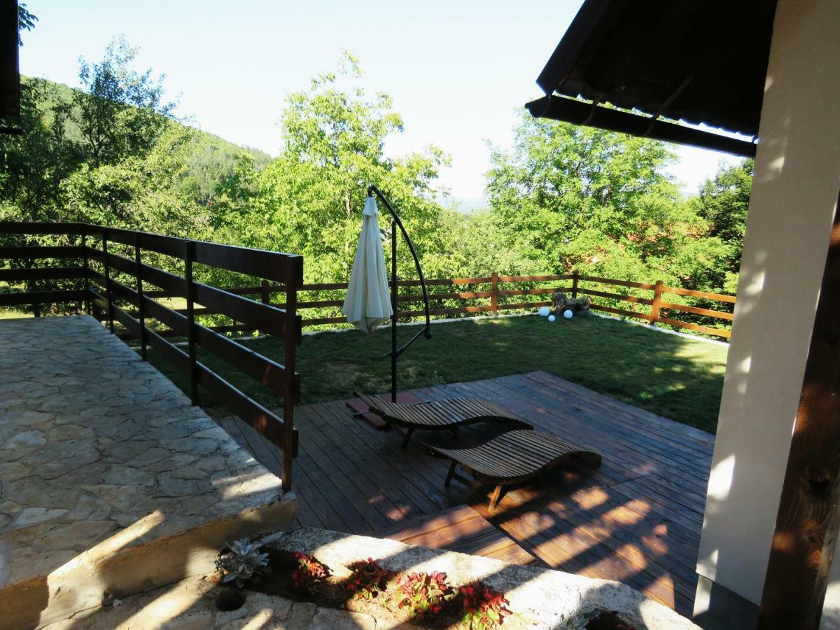 Guesthouse Stefanac Otočac Dış mekan fotoğraf