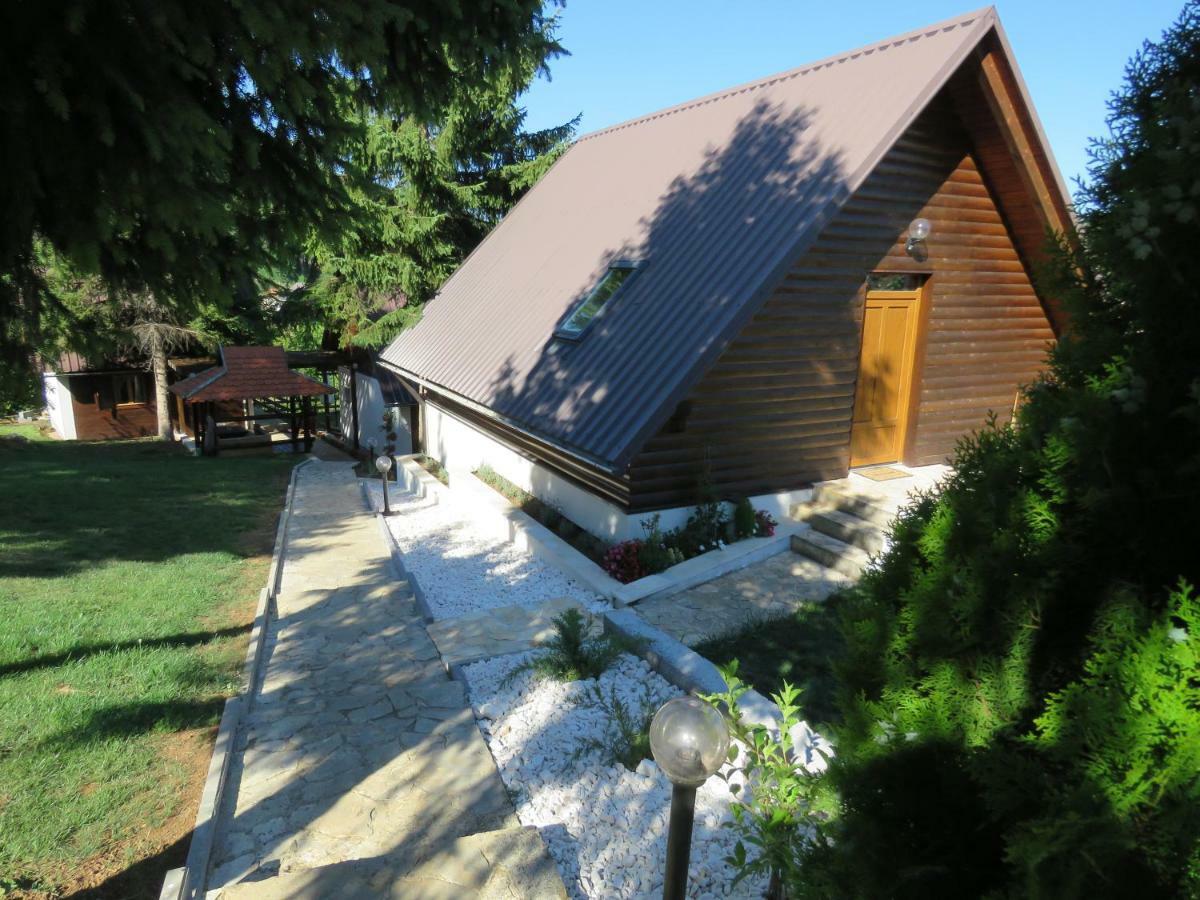 Guesthouse Stefanac Otočac Dış mekan fotoğraf