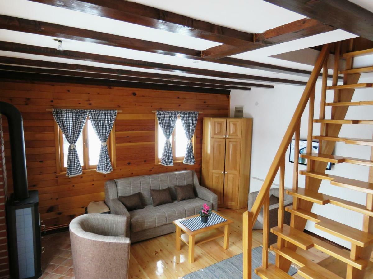 Guesthouse Stefanac Otočac Dış mekan fotoğraf